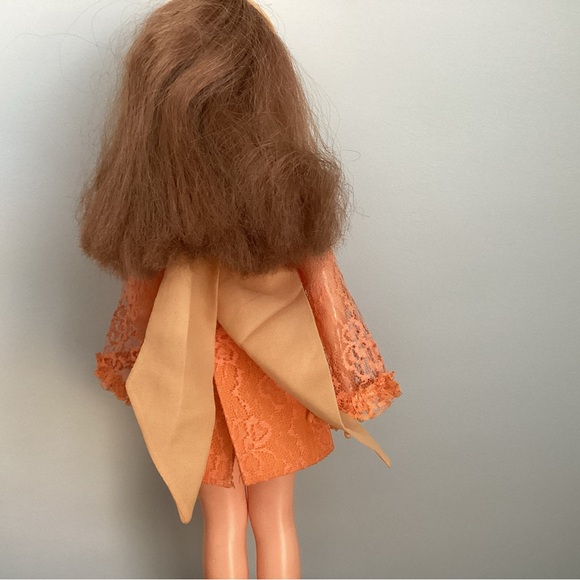 Vintage Crissy doll 1969, pre-owned. Great condition!